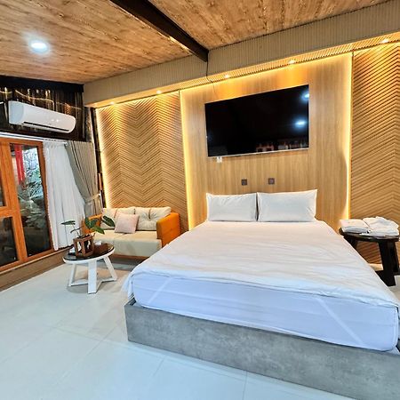 La Garden Homestay Long Xuyen Bagian luar foto