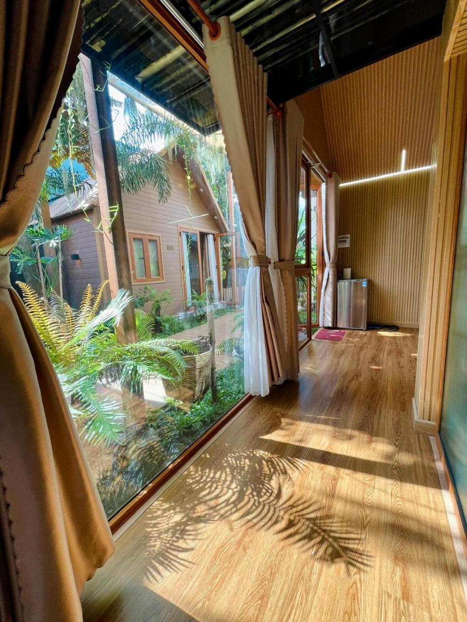 La Garden Homestay Long Xuyen Bagian luar foto
