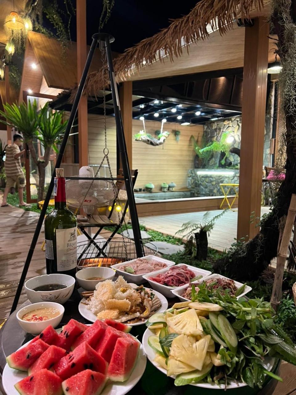 La Garden Homestay Long Xuyen Bagian luar foto