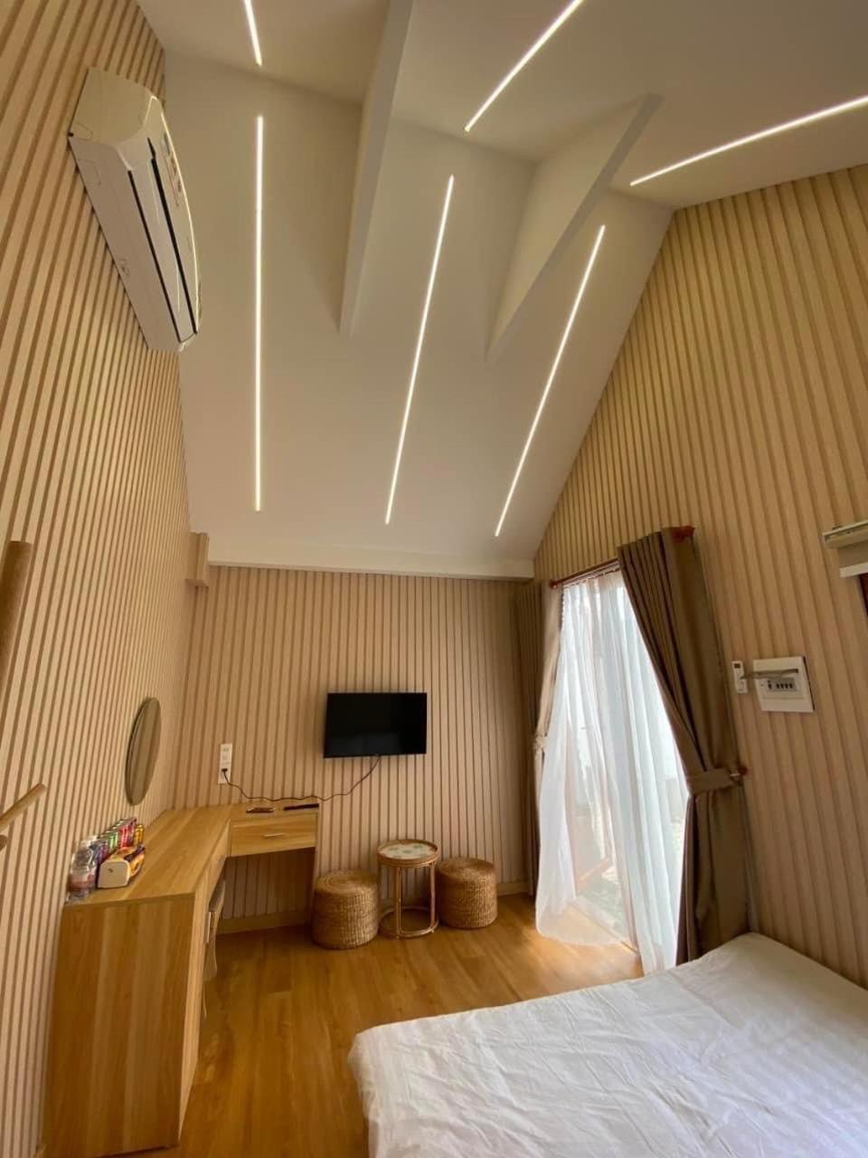La Garden Homestay Long Xuyen Bagian luar foto