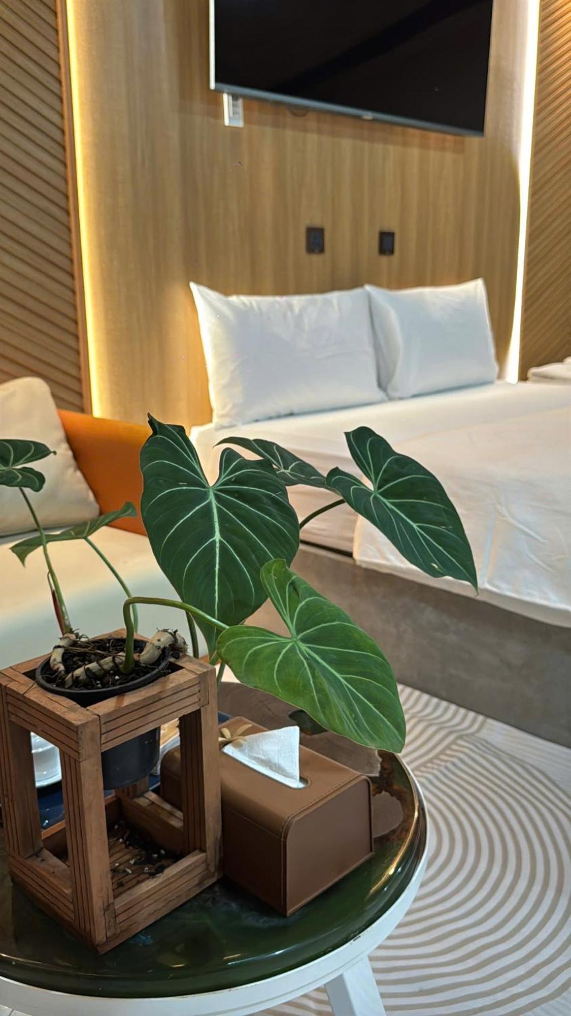 La Garden Homestay Long Xuyen Bagian luar foto